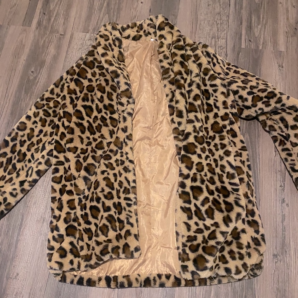 Faux fur leopard print coat